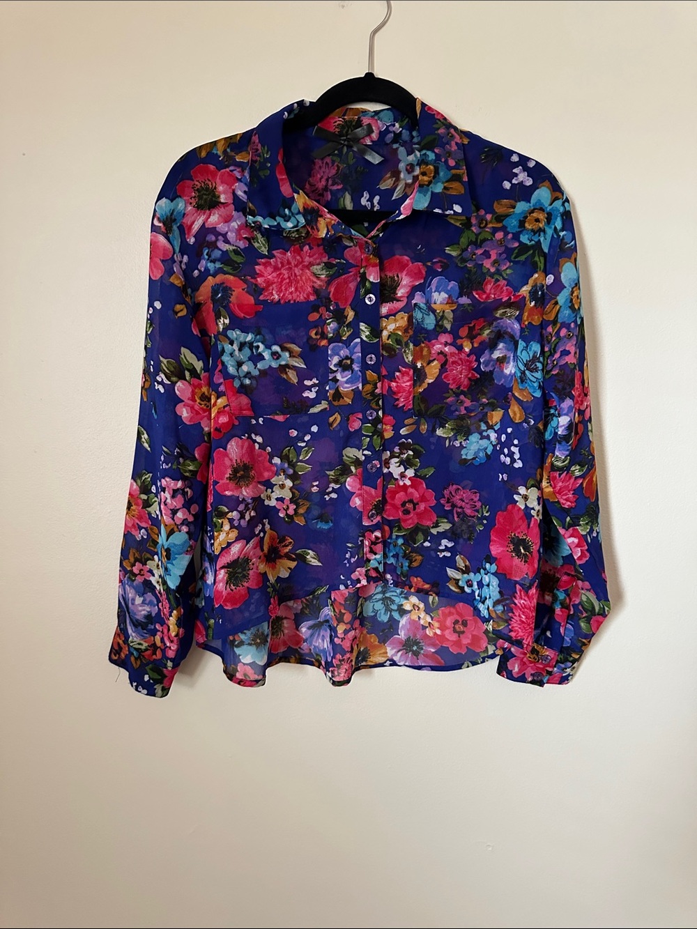 Ali & Kris Vibrant Blue Floral Button-Down Blouse